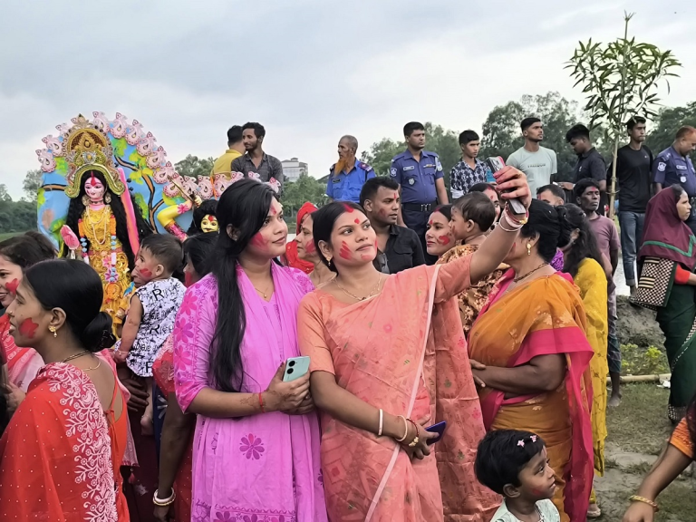 মাদারগঞ্জ প্রতিমা বিসর্জন ২০২৫